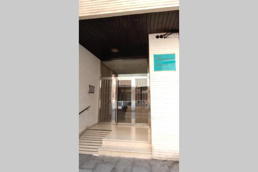 Cozy Studio Apartment Near The Beach Torrevieja Exterior photo