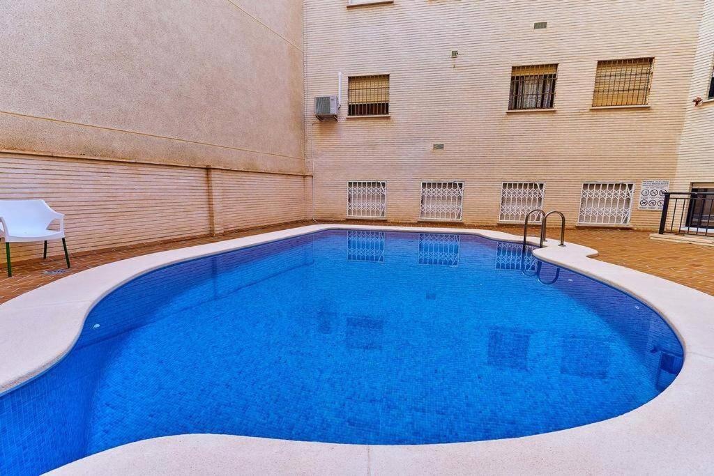 Cozy Studio Apartment Near The Beach Torrevieja Exterior photo