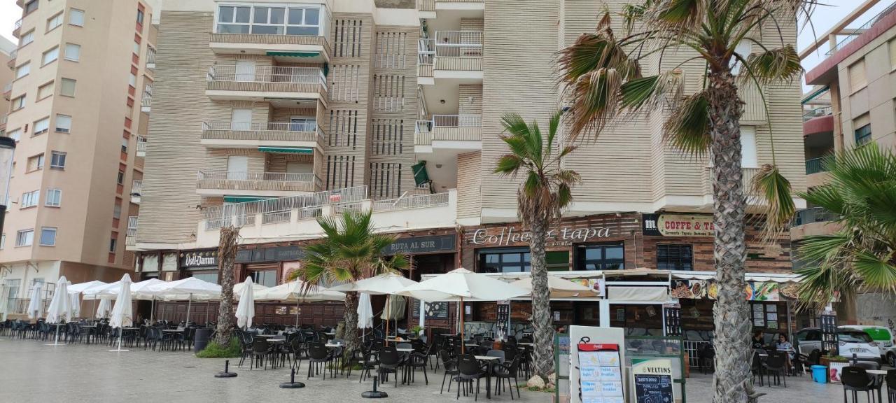 Cozy Studio Apartment Near The Beach Torrevieja Exterior photo